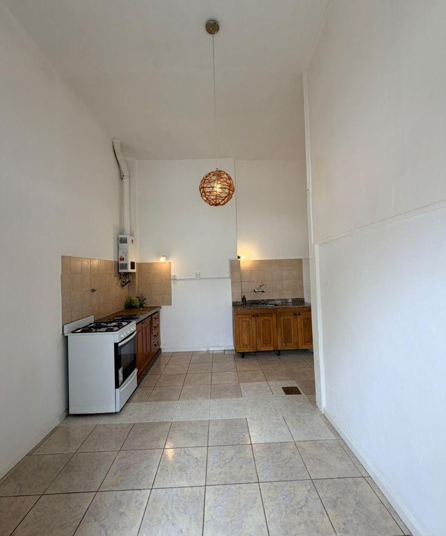 Foto de DEPARTAMENTO 2 AMBIENTES - EN ALQUILER. Exceleste ubicacion, imagen 1