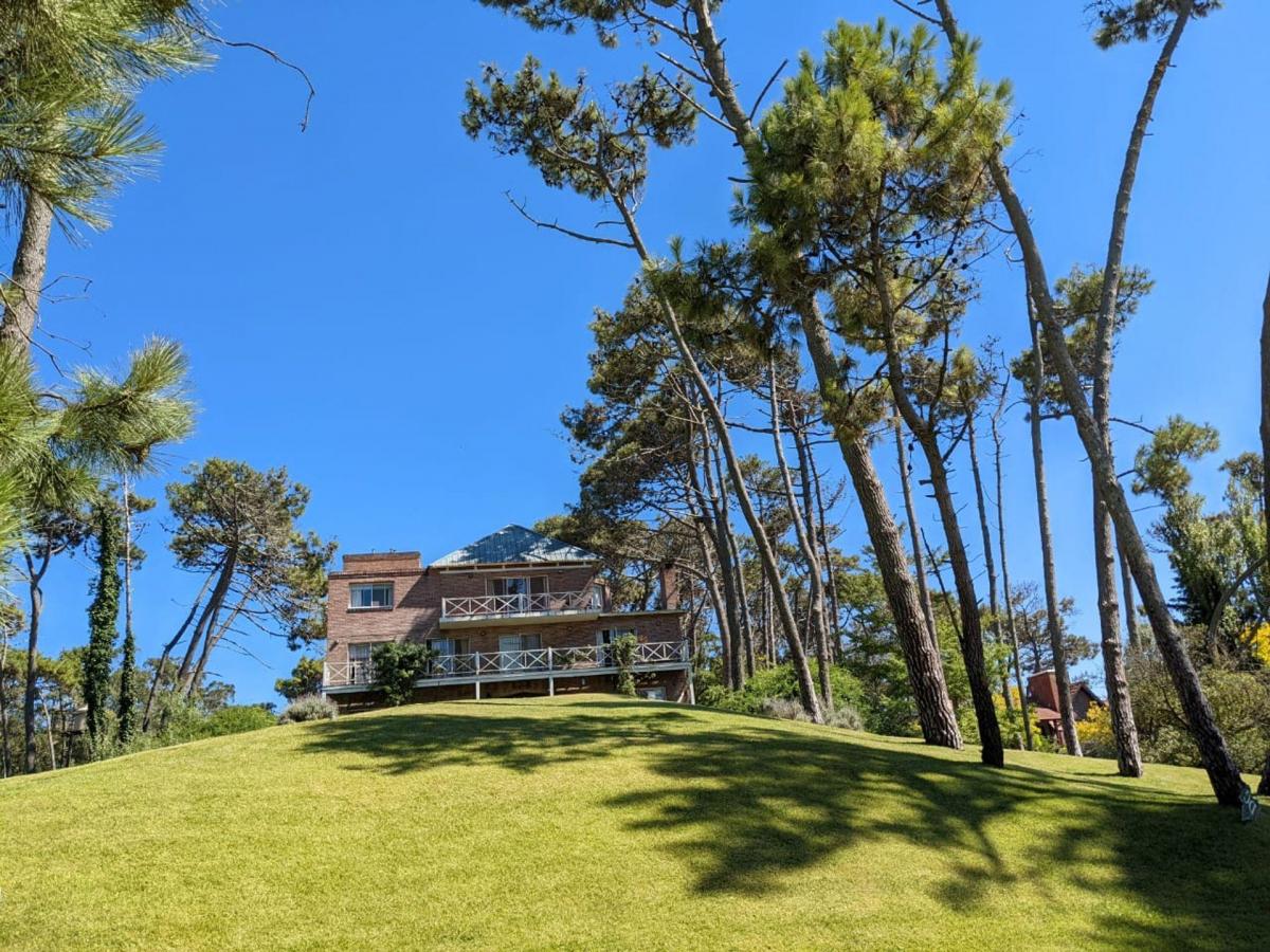 Venta Importante Casa en Carilo 4