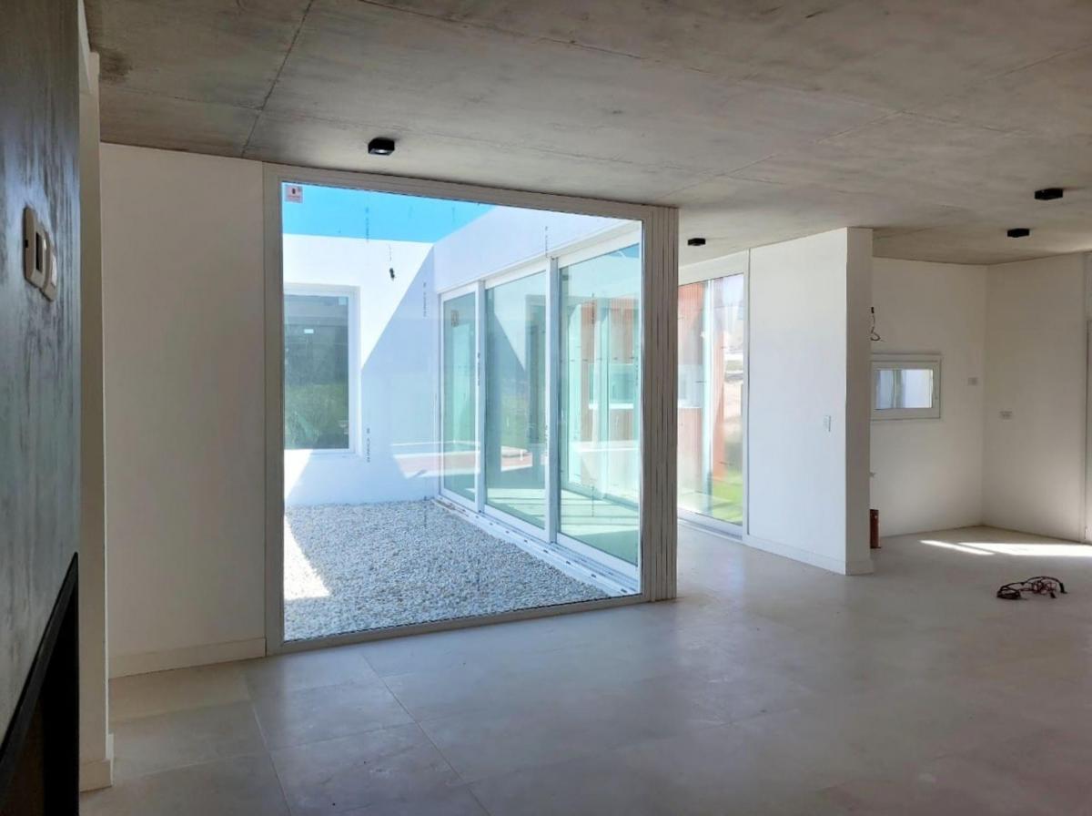 Venta Casa Costa Esmeralda - 5 Amb. - Piscina 1