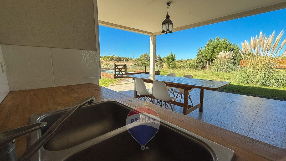 Venta Casa Costa Esmeralda con Piscina 1