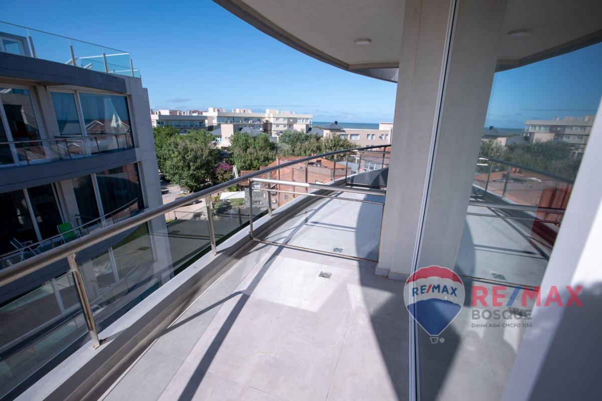 Venta Departamento Carilo a 50 m del Mar 1