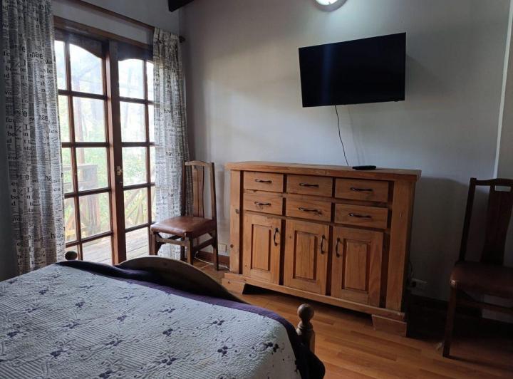 VENTA 4 DEPARTAMENTOS MAS LOTE PINAMAR 5