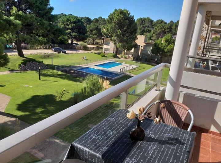 Venta de departamento 3 ambientes en condominio 4