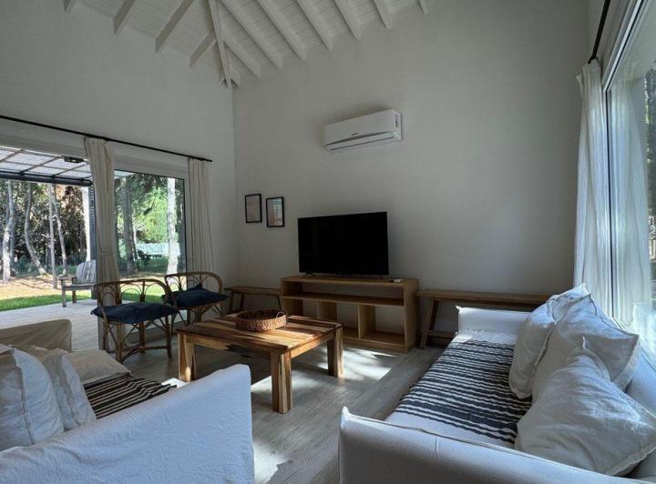 Casa 5 ambientes - Costa Esmeralda 1