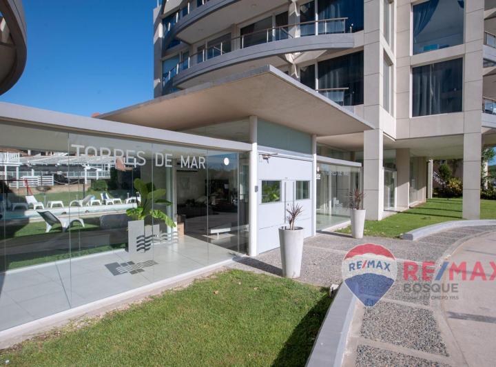 VENTA DEPARTAMENTO  CARILO a 50 mts DEL MAR 3