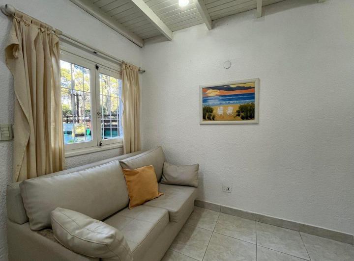 VENTA DE DUPLEX EN COSTA DEL ESTE- 2 AMBIENTES 4