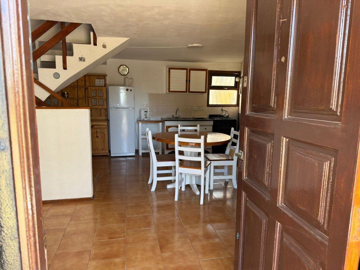 ALQUILER TEMPORARIO DUPLEX VILLA GESELL 2 1/2 AMB.