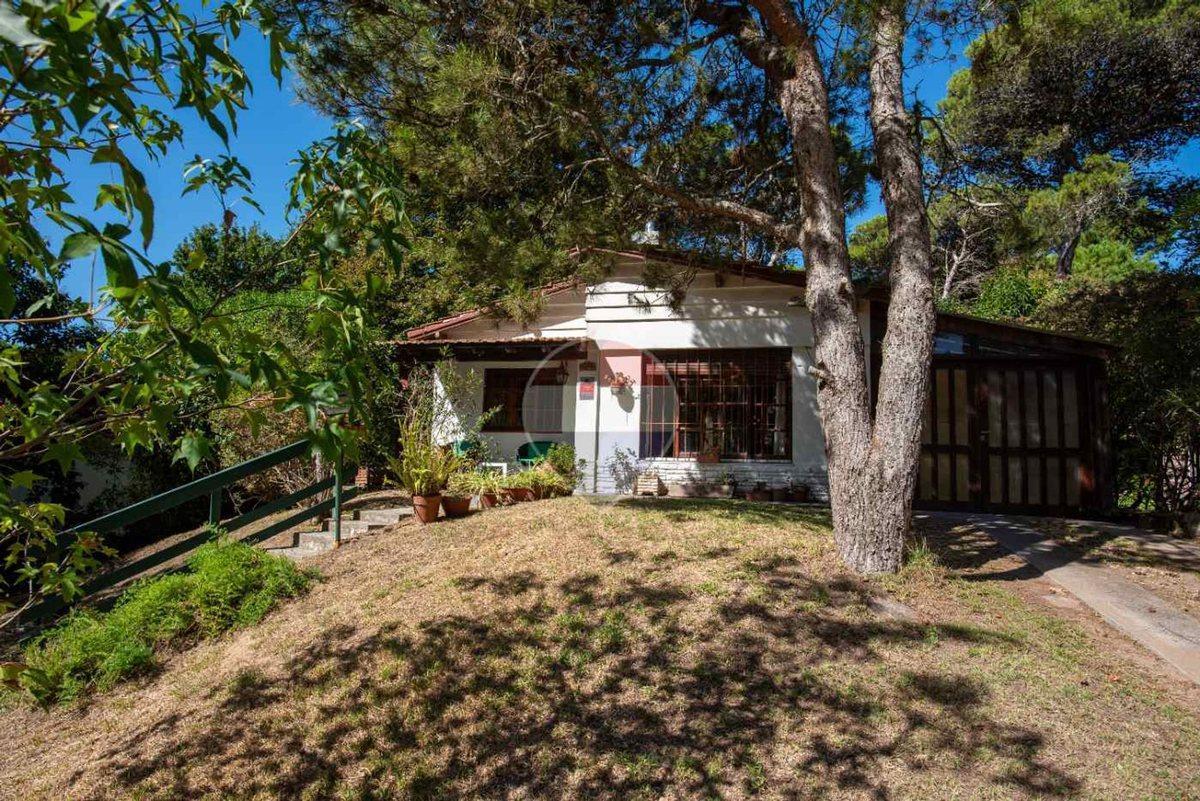 CASA VENTA B5 PINAMAR GAS NATURAL 3 DORMITORIOS