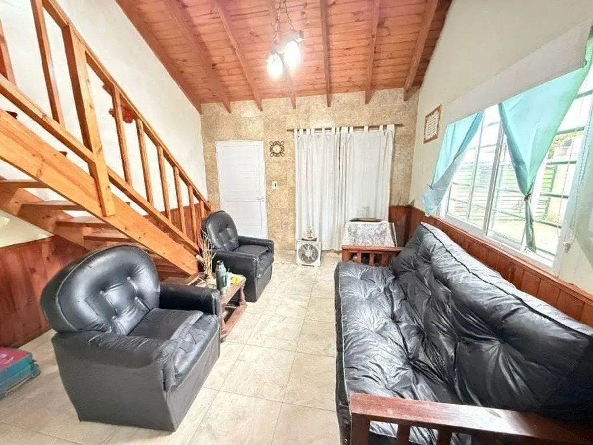 CASA VENTA EN BLOQUE CON DEPARTAMENTO MAR DEL TUYU 4