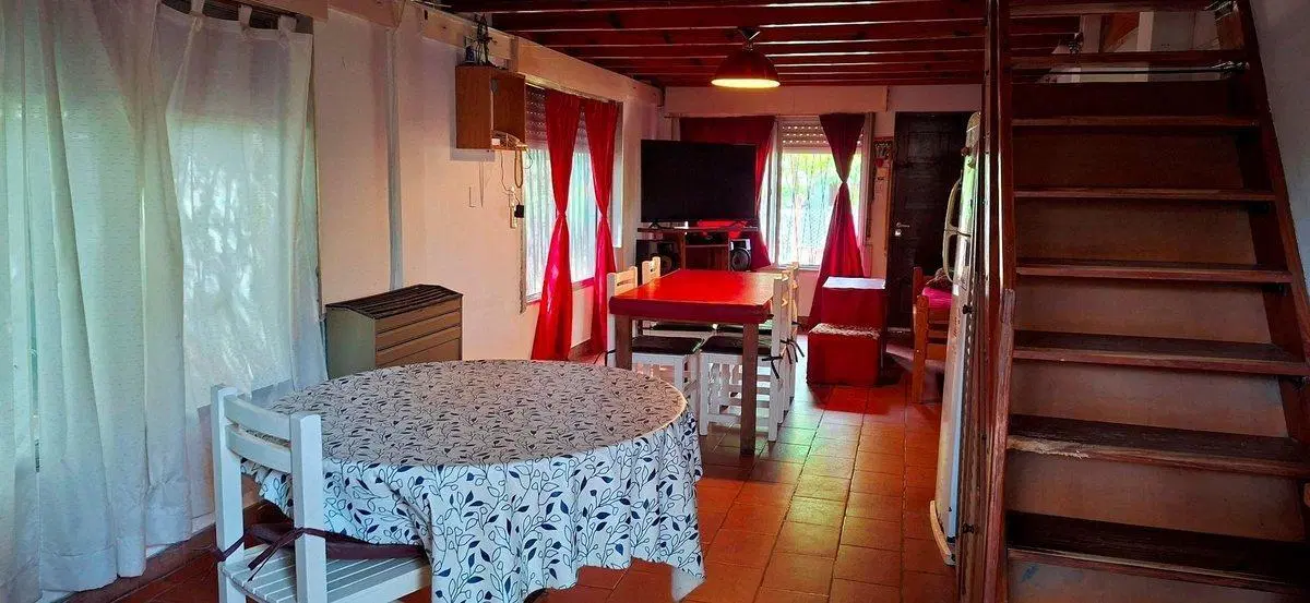 Casa a la Venta en Ostende Cochera Gas Natural 3