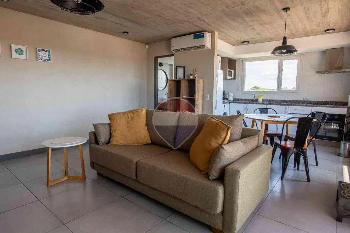 DEPARTAMENTO EN VENTA OSTENDE VISTA AL MAR COCHERA 4