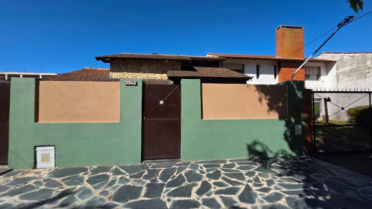 CASA EN VENTA 4 AMBIENTES EN SAN BERNARDO