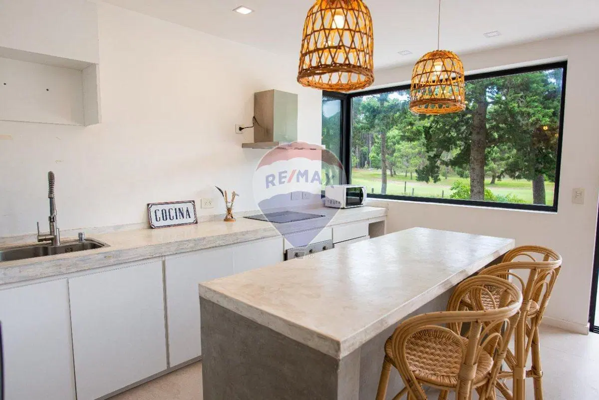 Venta casa Pinamar Isla de golf 4