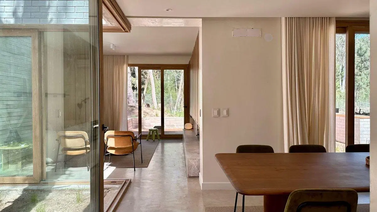 VENTA DE CASA EN COMPLEJO VILLA ROBLES 2
