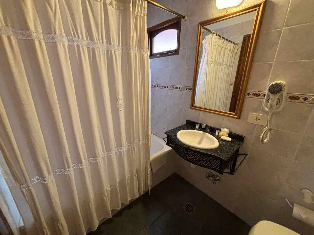 Hotel a la Venta en Pinamar a metros del mar 5