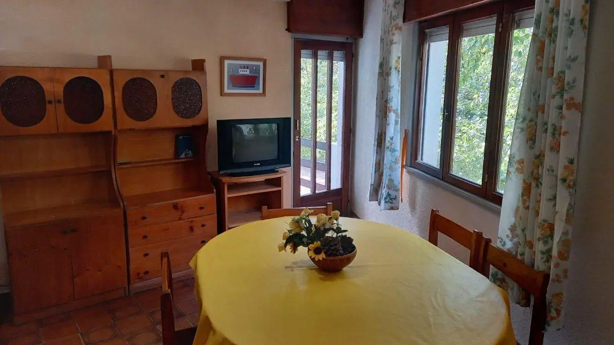 Departamento en Venta en Villa Gesell con balcón 5