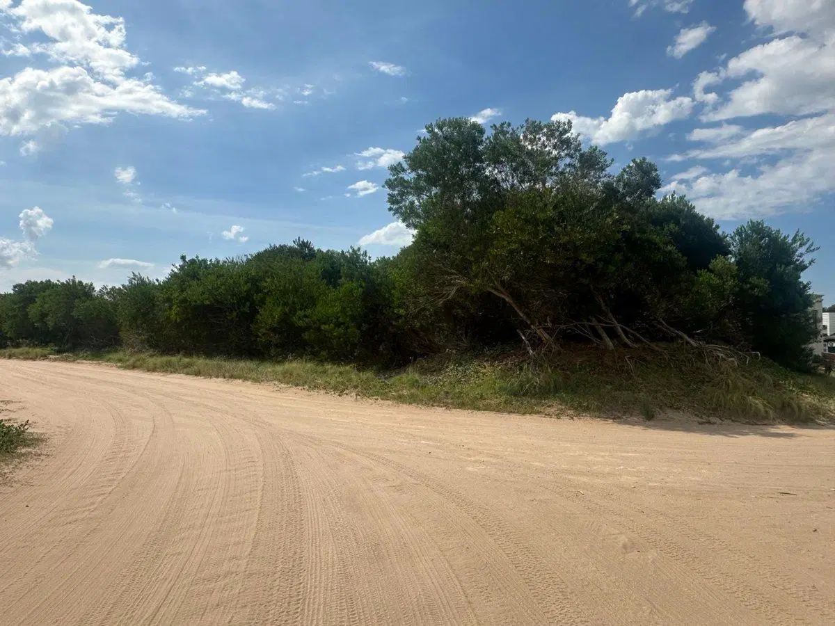 LOTE VENTA COSTA ESMERALDA SENDEROS IV 900 MTS2 3