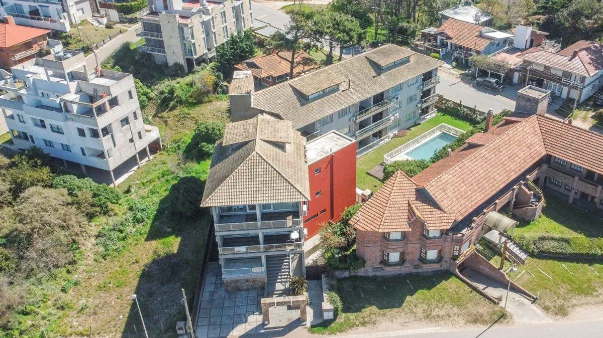 VENTA DE DEPARTAMENTO EN MAR DE OSTENDE 4