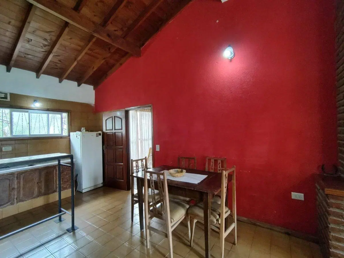 VENTA CASA 4AMBIENTES JARDIN, COCHERA MAR DEL TUYU 5