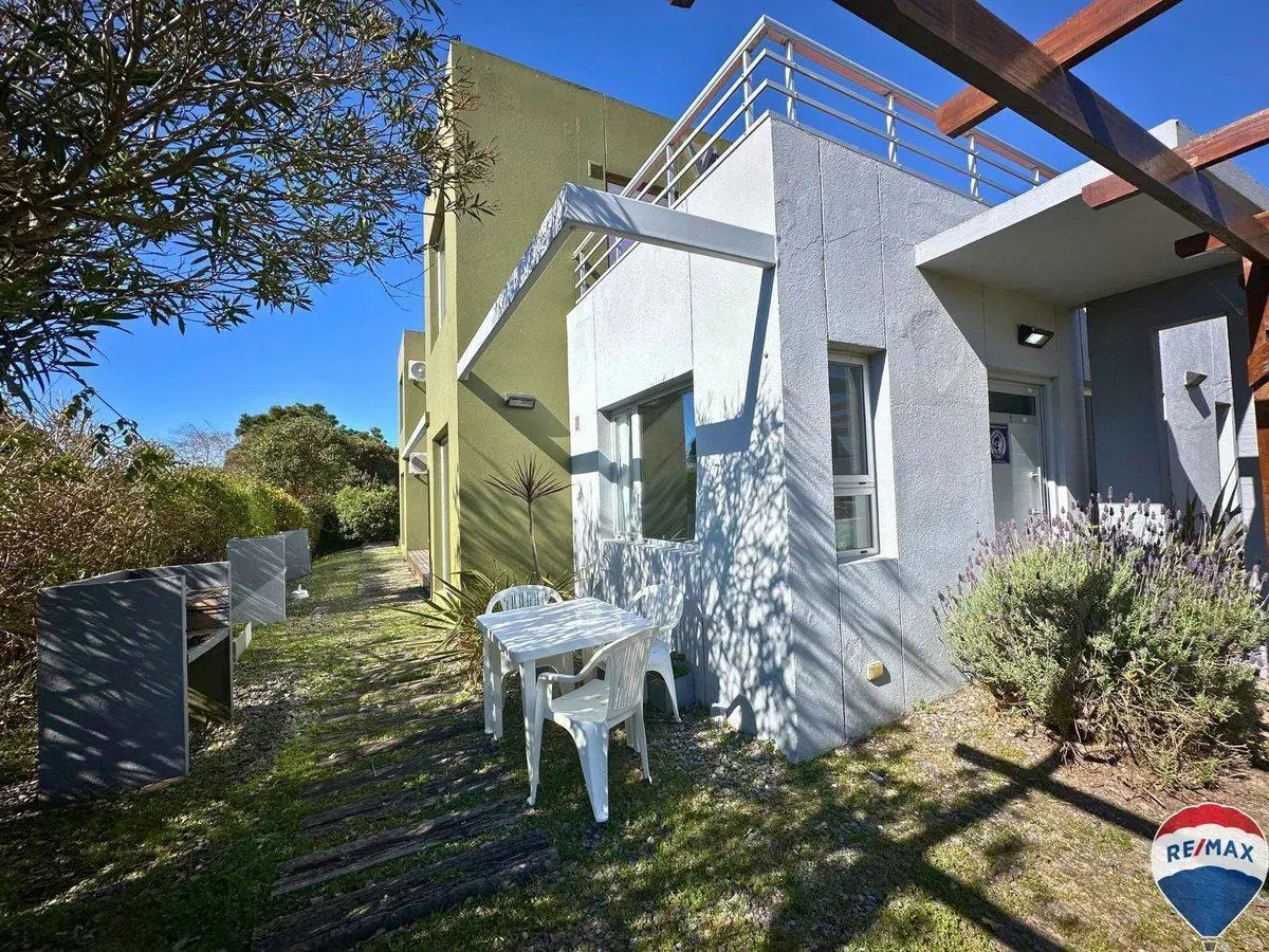 Venta departamento 2 ambientes Ostende 5
