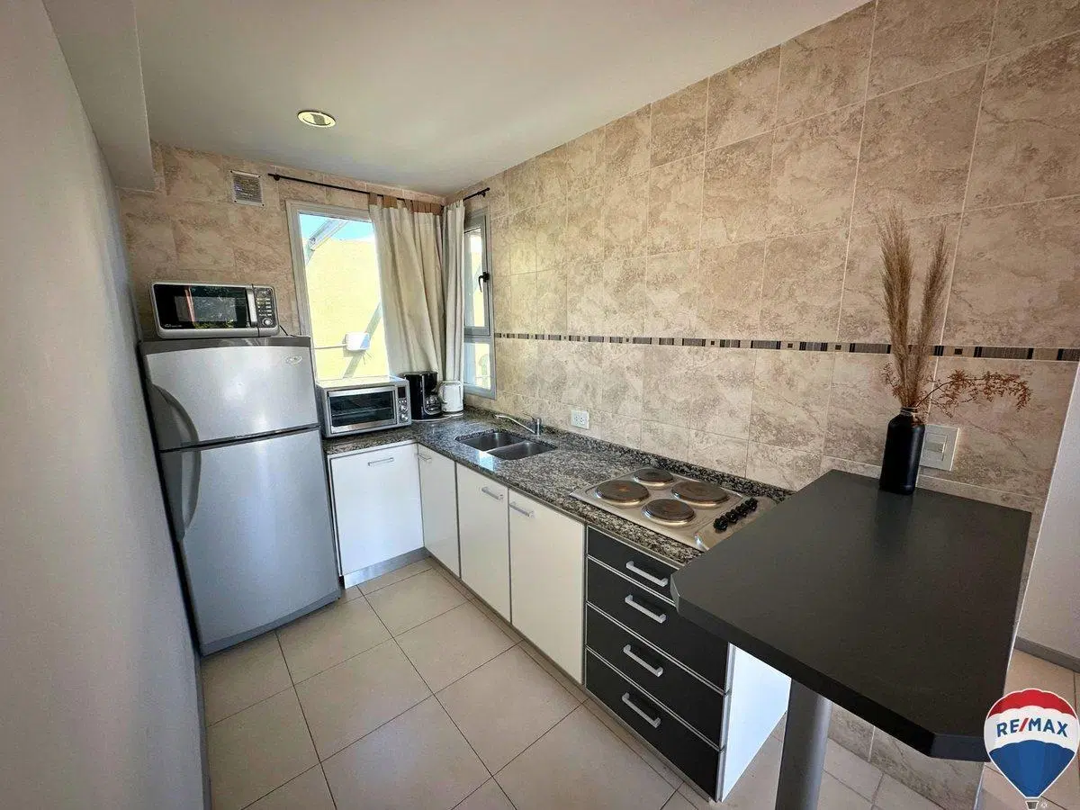 Venta departamento 3 ambientes Ostende 4