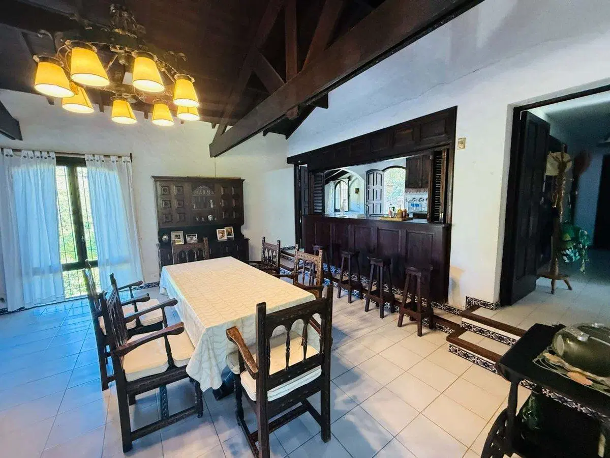 Chalet en venta Pinamar B5 4 ambientes cochera 4