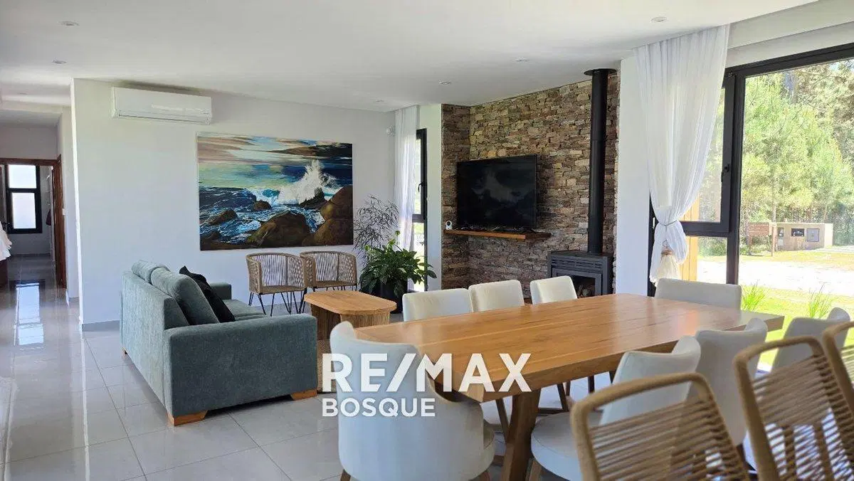 CASA VENTA PINAMAR ALAMOS II MODERNA Y CON PILETA 3
