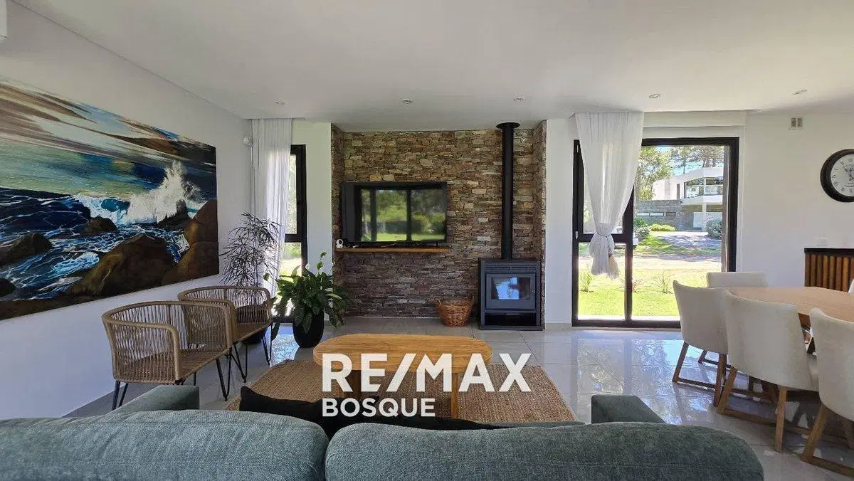 CASA VENTA PINAMAR ALAMOS II MODERNA Y CON PILETA 4