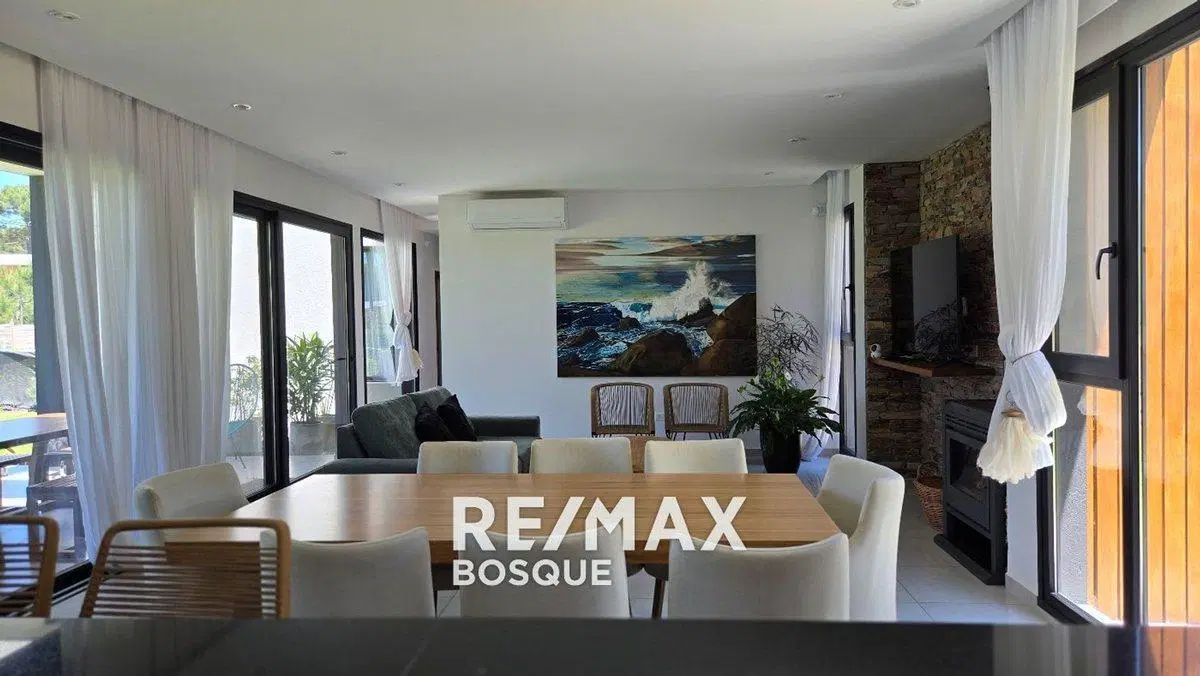 CASA VENTA PINAMAR ALAMOS II MODERNA Y CON PILETA 5