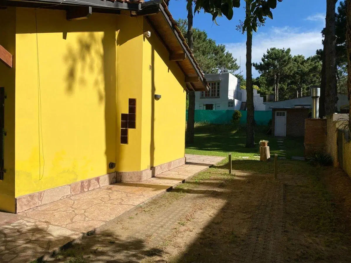 VENTA CASA 3 AMBIENTES VALERIA DEL MAR 3