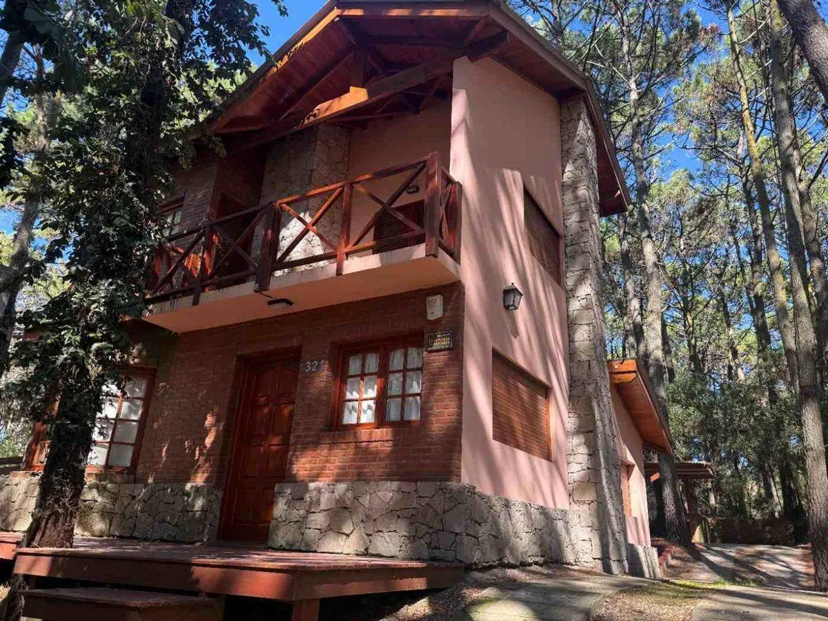 Venta casa Mar Azul 4 ambientes cerca del  mar 4