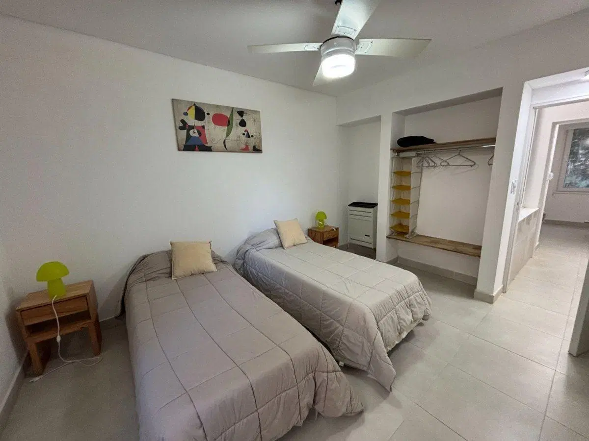 Venta casa Costa Esmeralda Barrio Bosque con Gas 5