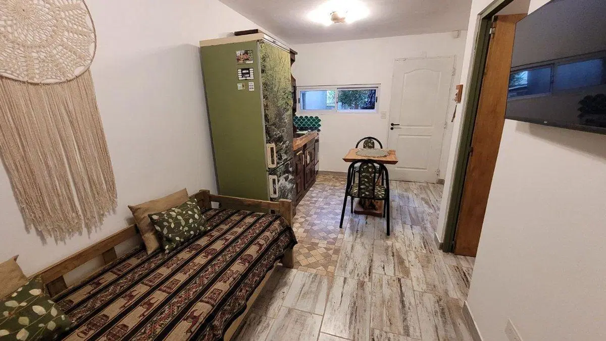 Casa en alquiler en Ostende 2 ambientes 5