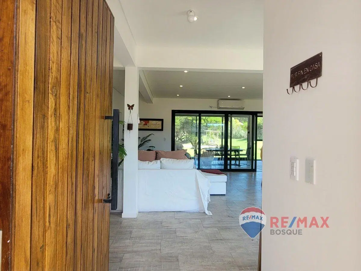VENTA CASA COSTA ESMERALDA RESIDENCIAL II GAS NAT 3