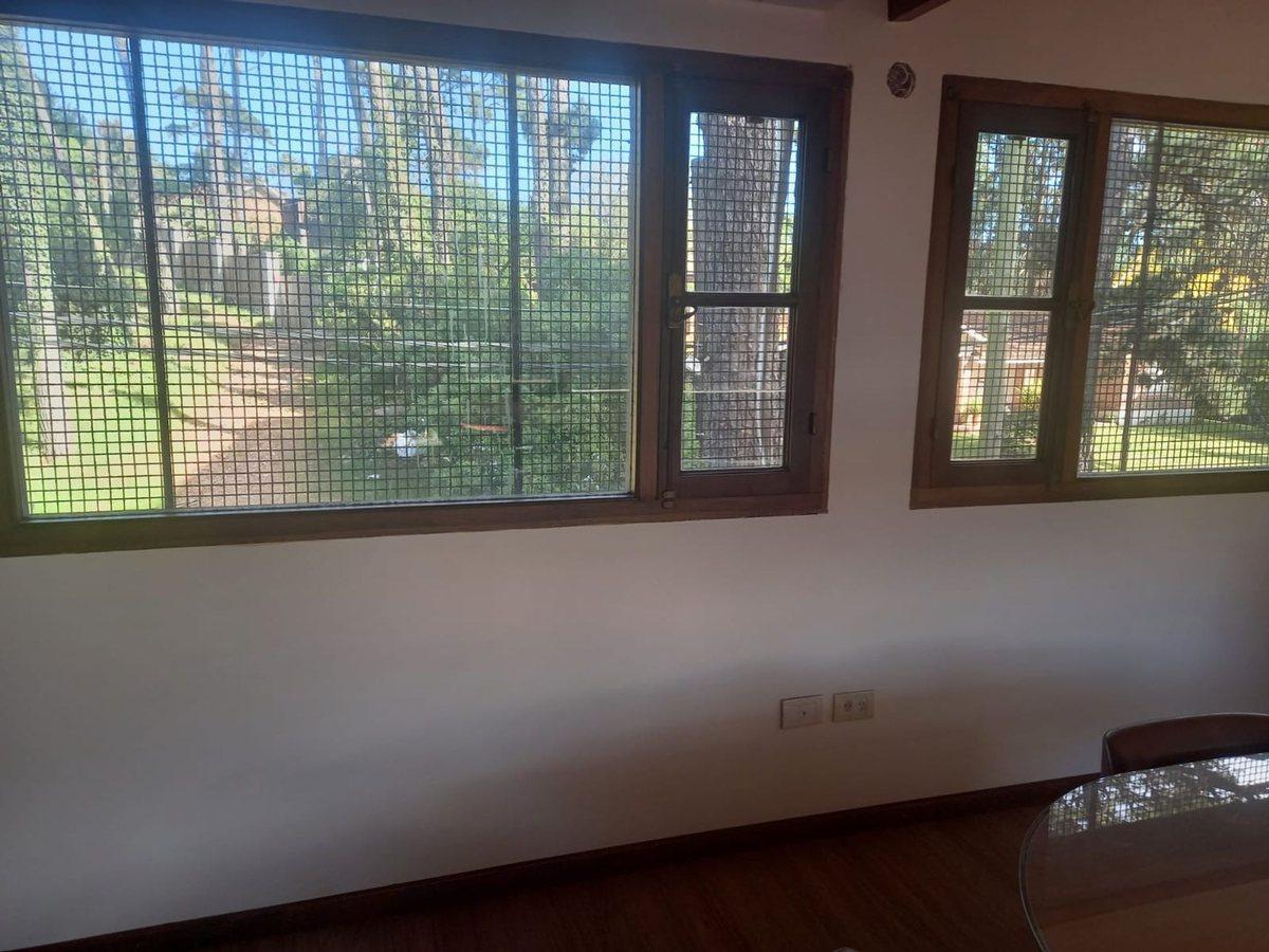 Venta local comercial  Pinamar centro