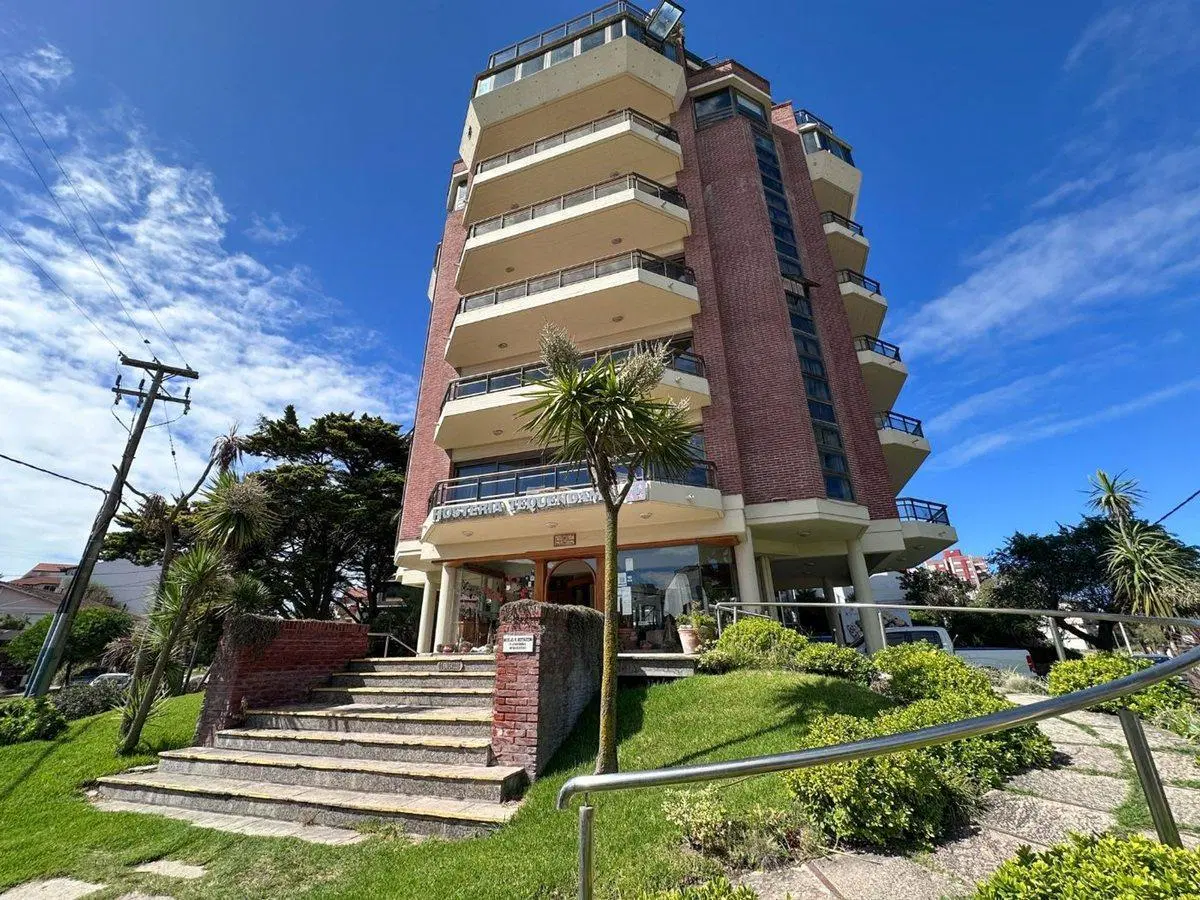 Venta Hotel centro de Villa Gesell 100 mts mar 3