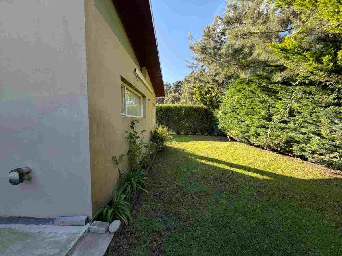 Casa en Venta  Barrio Cerrado Ostende 4