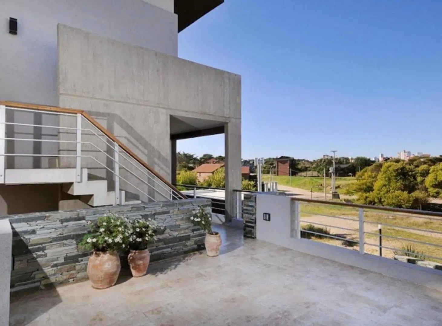 DEPARTAMENTO 2 AMBIENTES EN VENTA VILLA GESELL 3