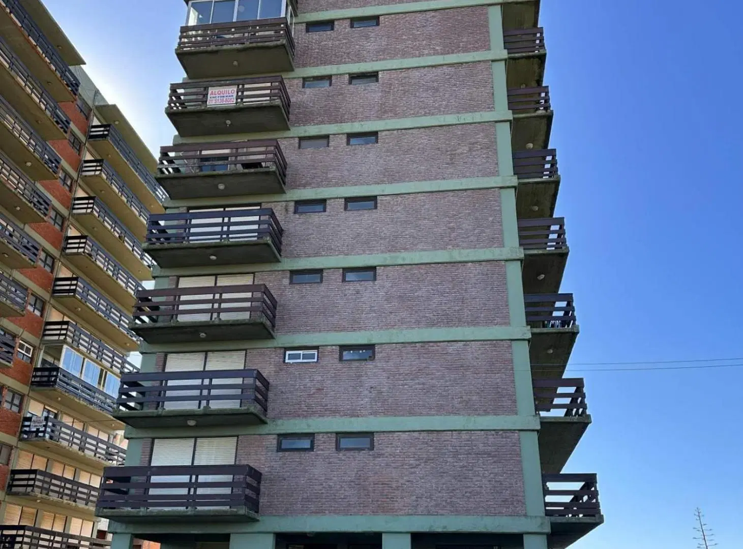 VENTA DEPARTAMENTO 3 AMBIENTES PINAMAR FRENTE MAR 4