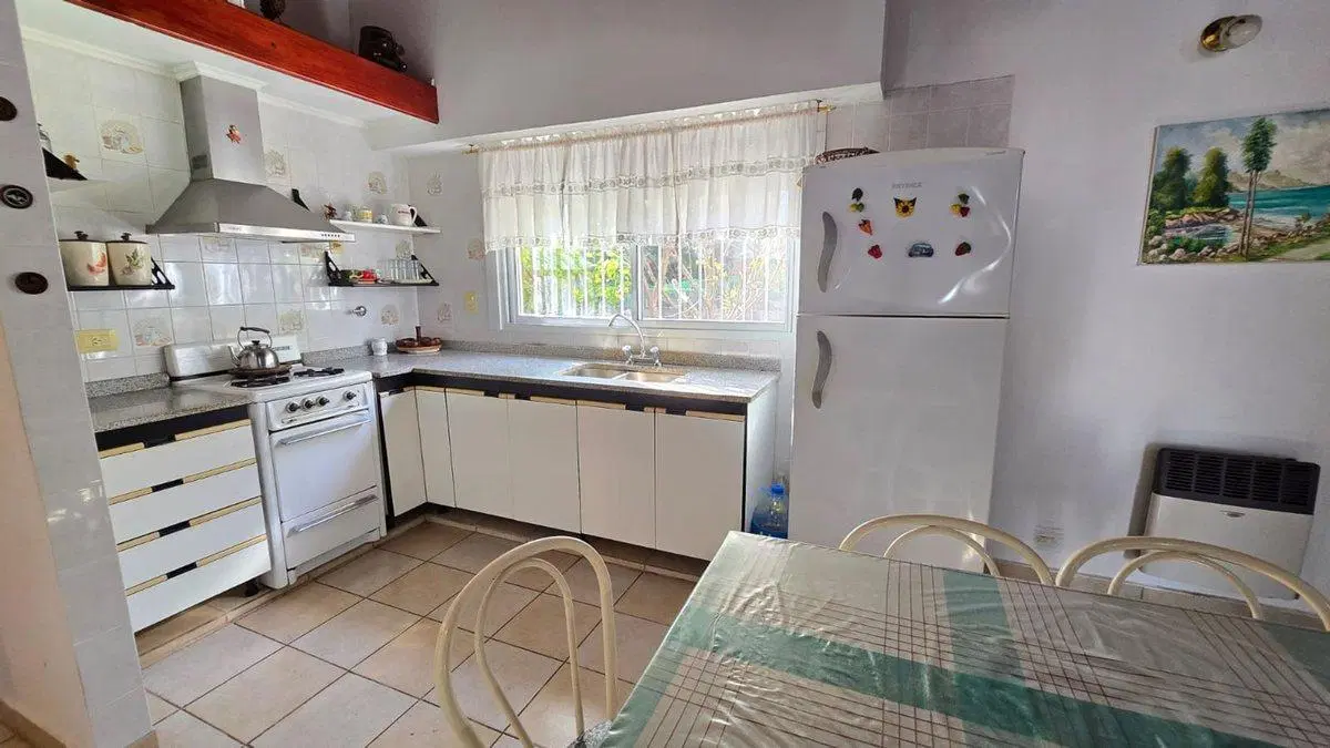VENTA CASA EN LOTE PROPIO 5