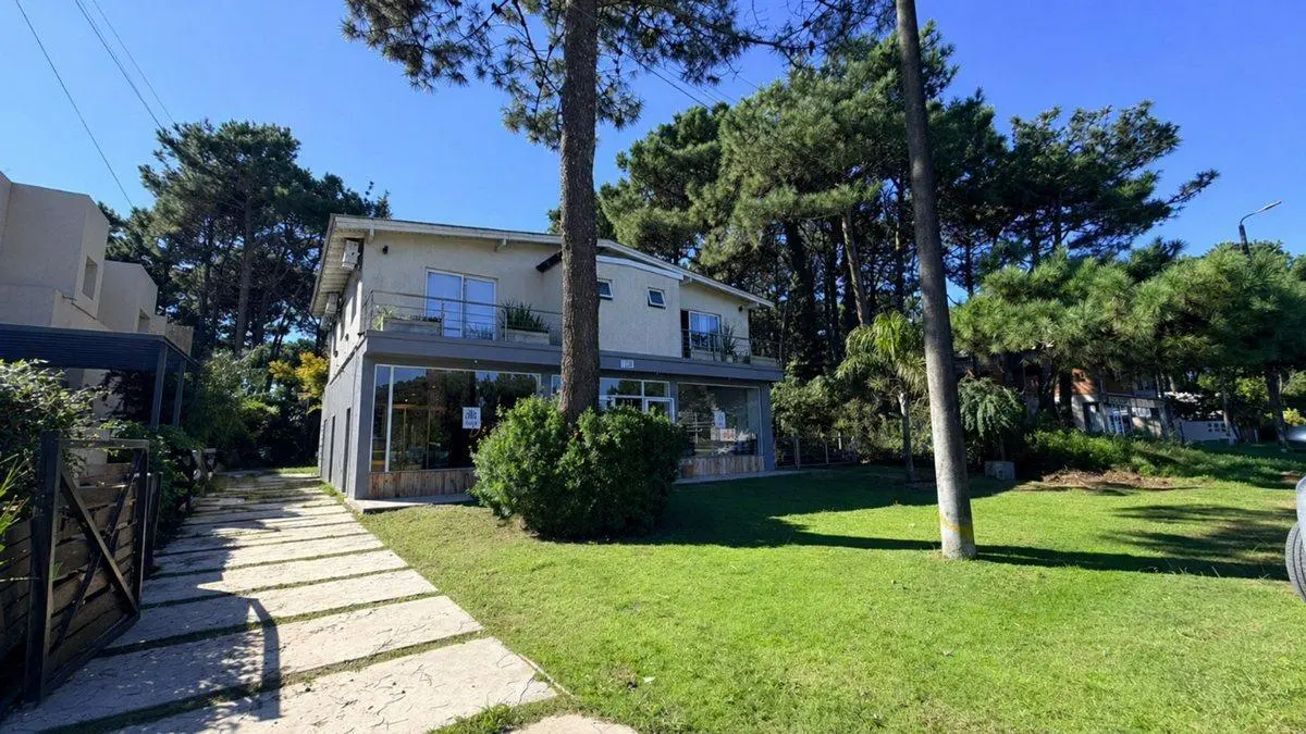 Venta casa Pinamar 3 ambientes 3