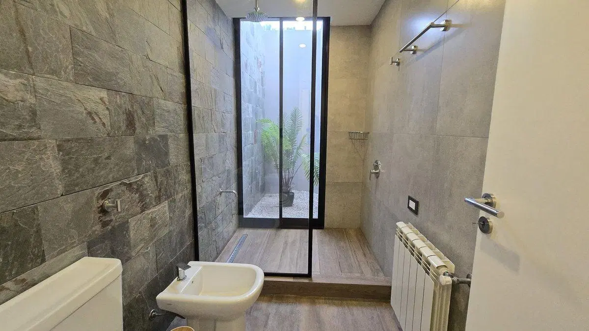 VENTA CASA COSTA ESMERALDA 5 AMBIENTES 3