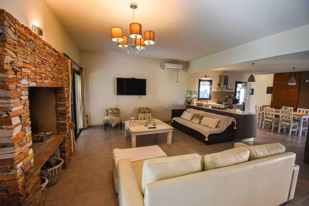VENTA DE CASA EN COSTA ESMERALDA 3