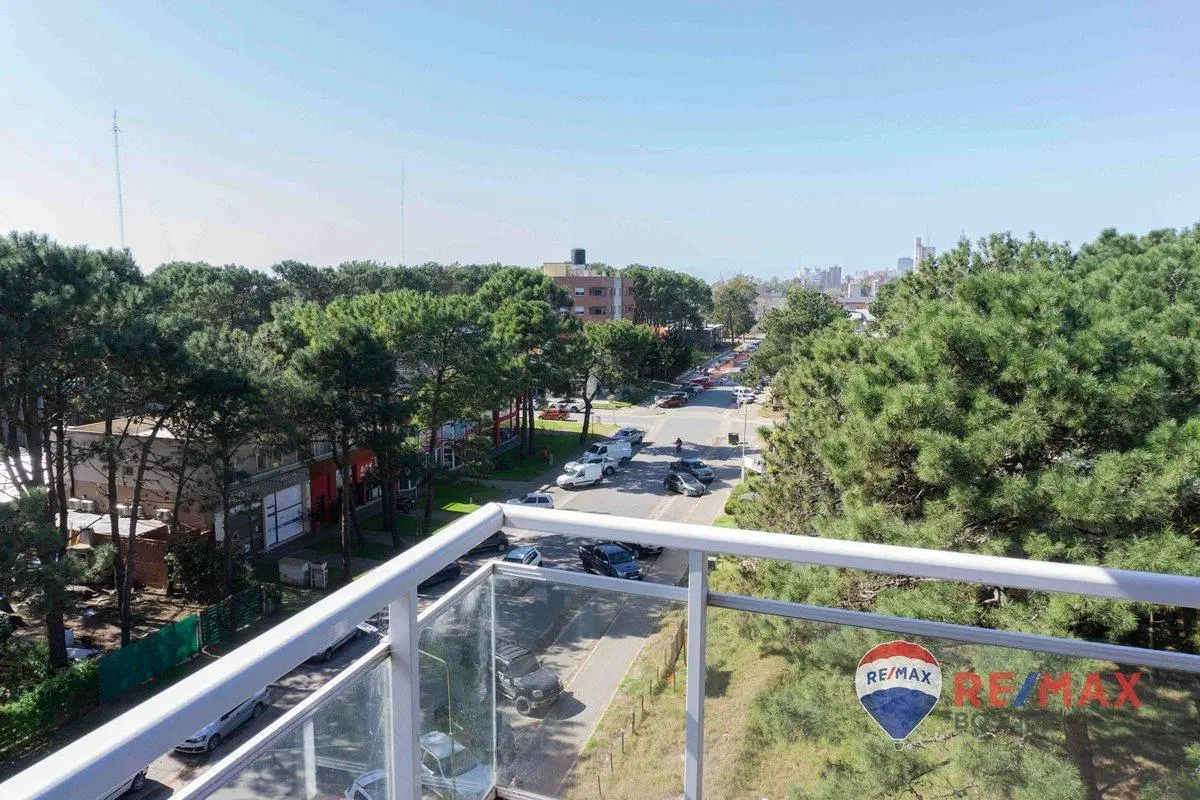 VENTA DE DEPARTAMENTO CÉNTRICO EN PINAMAR 5