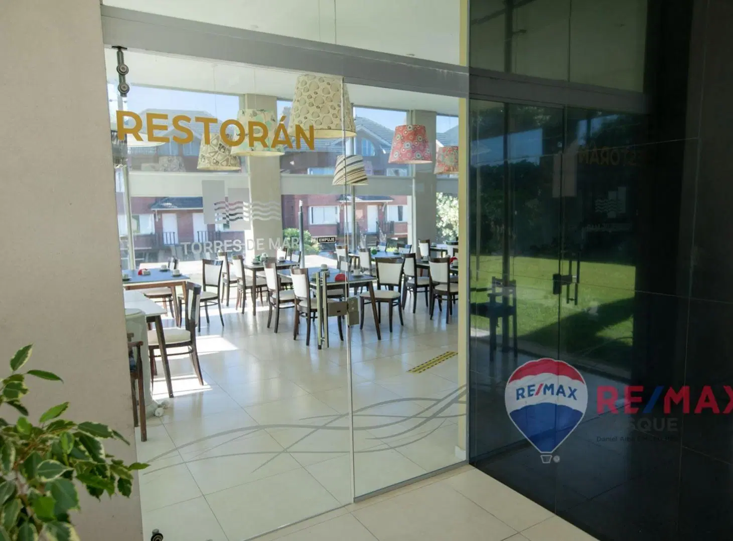 VENTA DEPARTAMENTO  CARILO a 50 mts DEL MAR 5