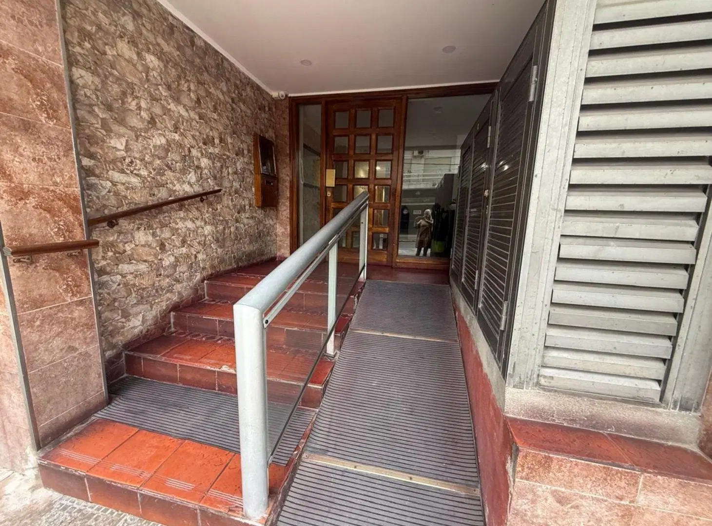 VENTA DEPARTAMENTO 2 AMBIENTES GAS NATURAL CENTRO 3