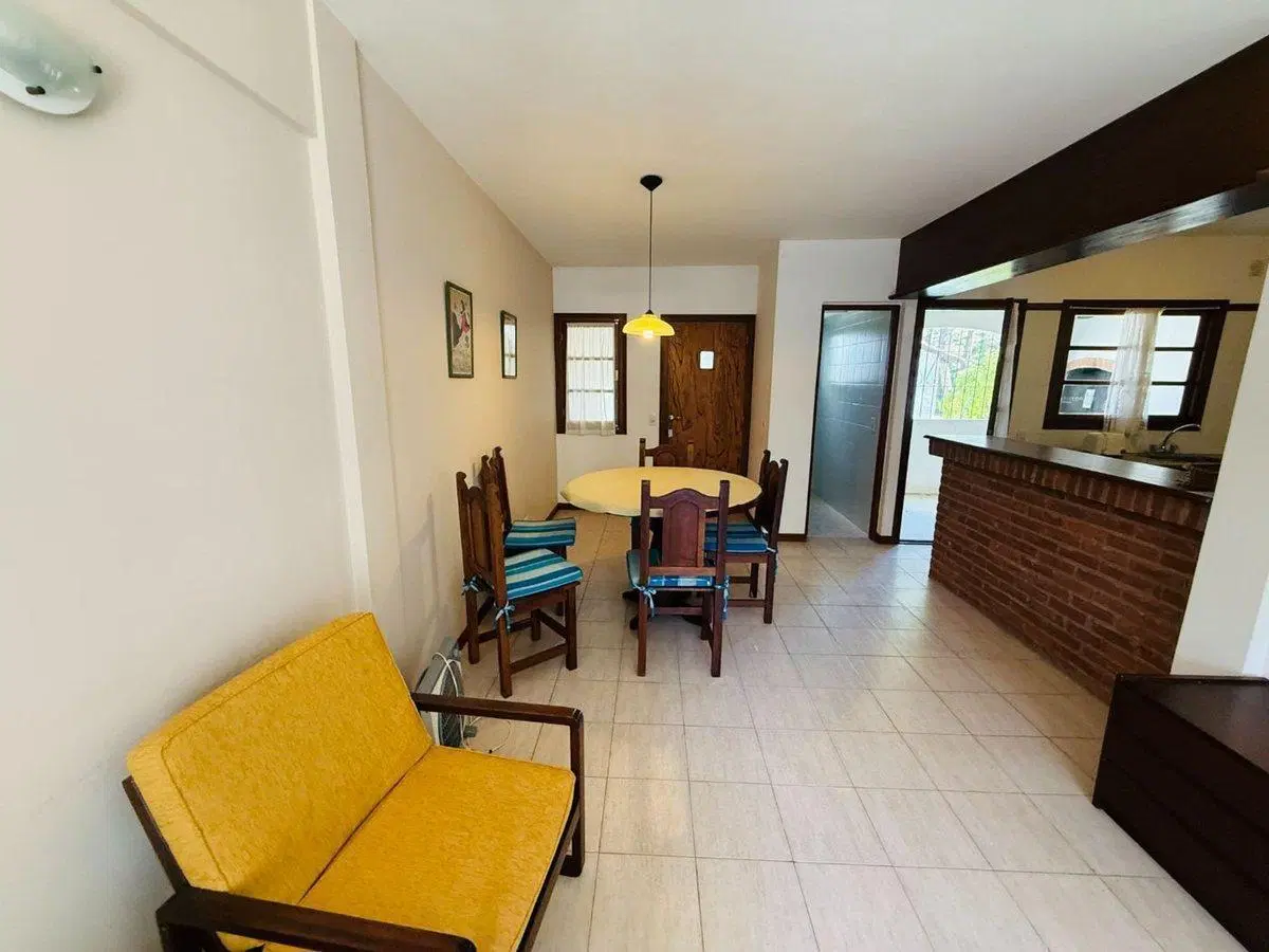 DEPARTAMENTO VENTA PINAMAR 2 AMB Y MEDIO  PISCINA 3