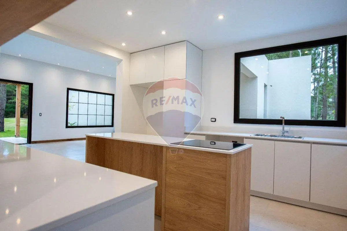 VENTA CASA 4 AMBIENTES ISLA DEL GOLF PINAMAR 4