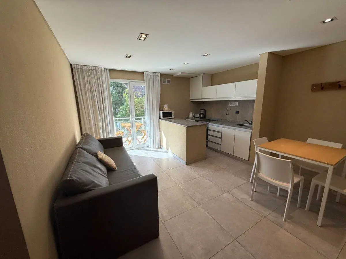 DEPARTAMENTO VENTA VALERIA DEL MAR 2 AMB COCHERA 2