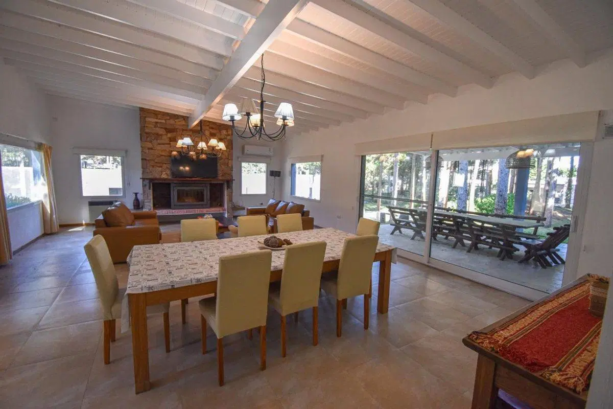 VENTA CASA EN COSTA ESMERALDA 5